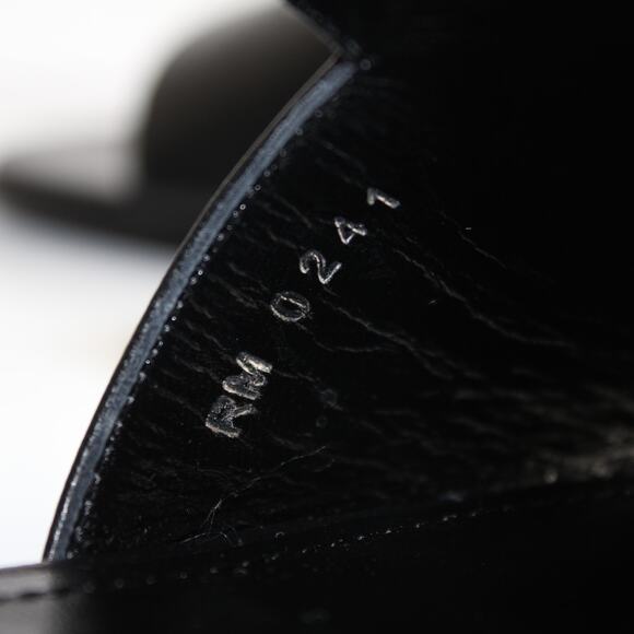 New Givenchy 4G Black Leather Silver Logo Slides - Picture 12 of 15